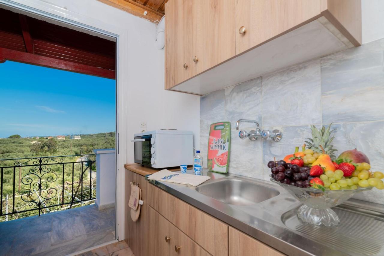 Agnadi Sea View Apartments Alikanás Eksteriør bilde