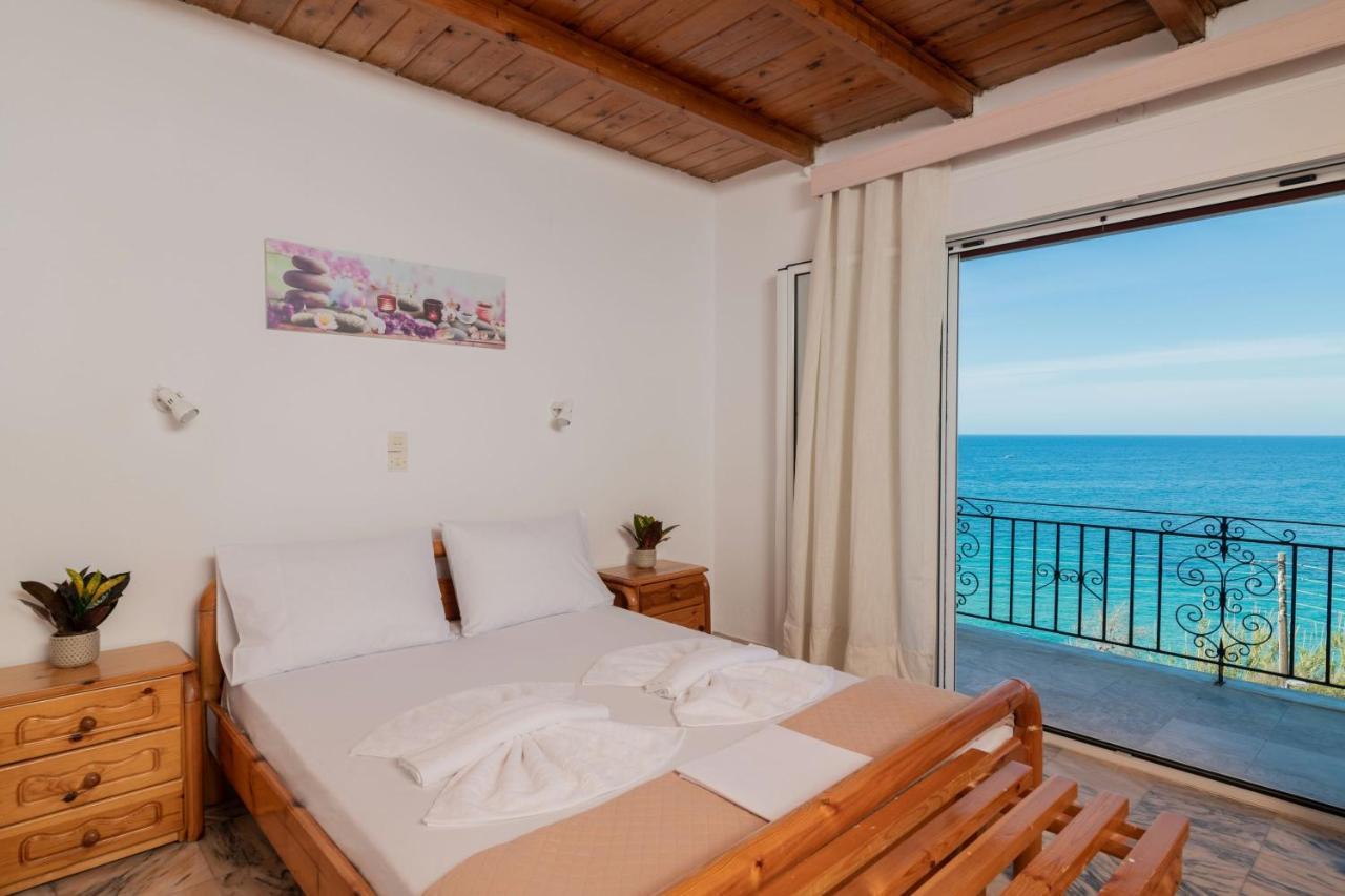 Agnadi Sea View Apartments Alikanás Eksteriør bilde
